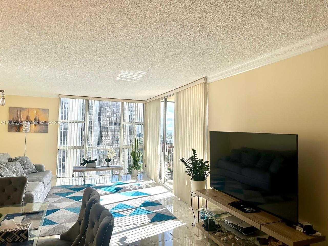 Small Image of 20335 WEST COUNTRY CLUB DR #2003, Aventura Number 2