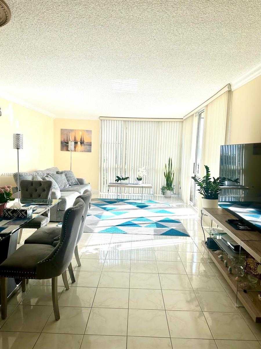 Small Image of 20335 WEST COUNTRY CLUB DR #2003, Aventura Number 3