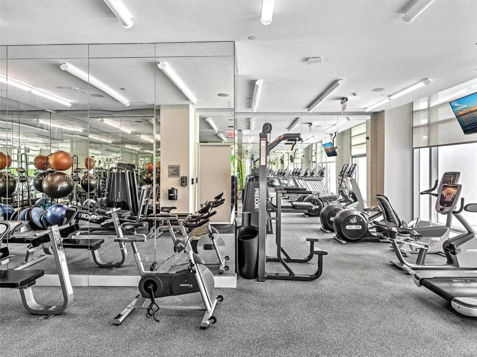 Small Image of 3535 SOUTH OCEAN DR #905, Hollywood Number 64