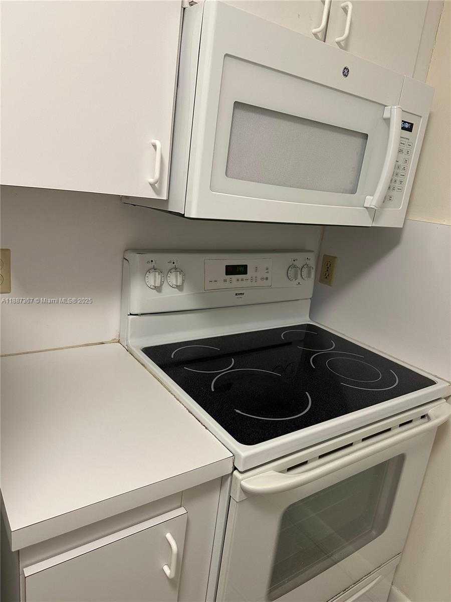 Small Image of 7955 SOUTH WEST 86TH ST #502, Miami Number 10