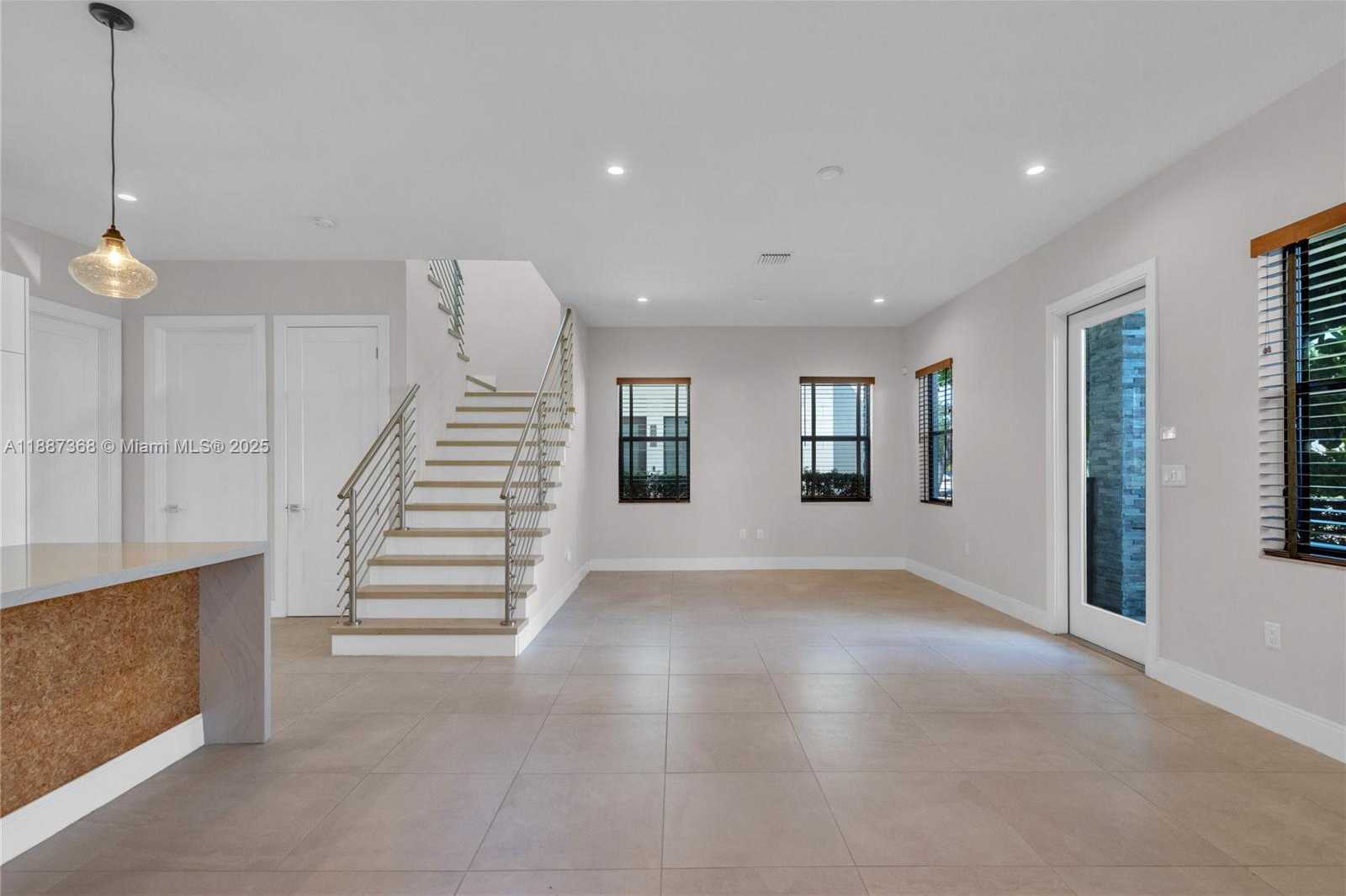 Small Image of 8217 NORTH WEST 46TH ST, Doral Number 11