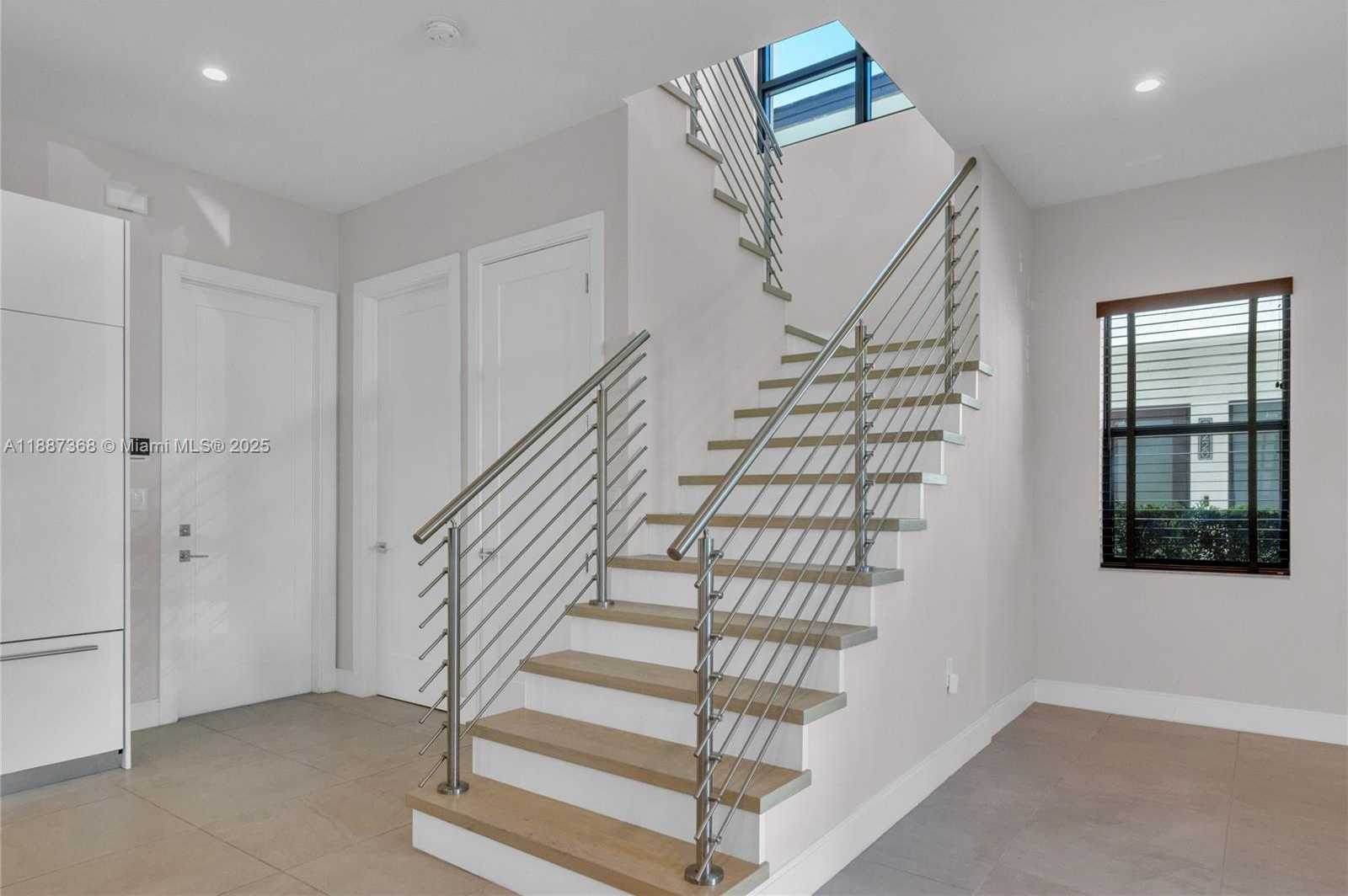 Small Image of 8217 NORTH WEST 46TH ST, Doral Number 13