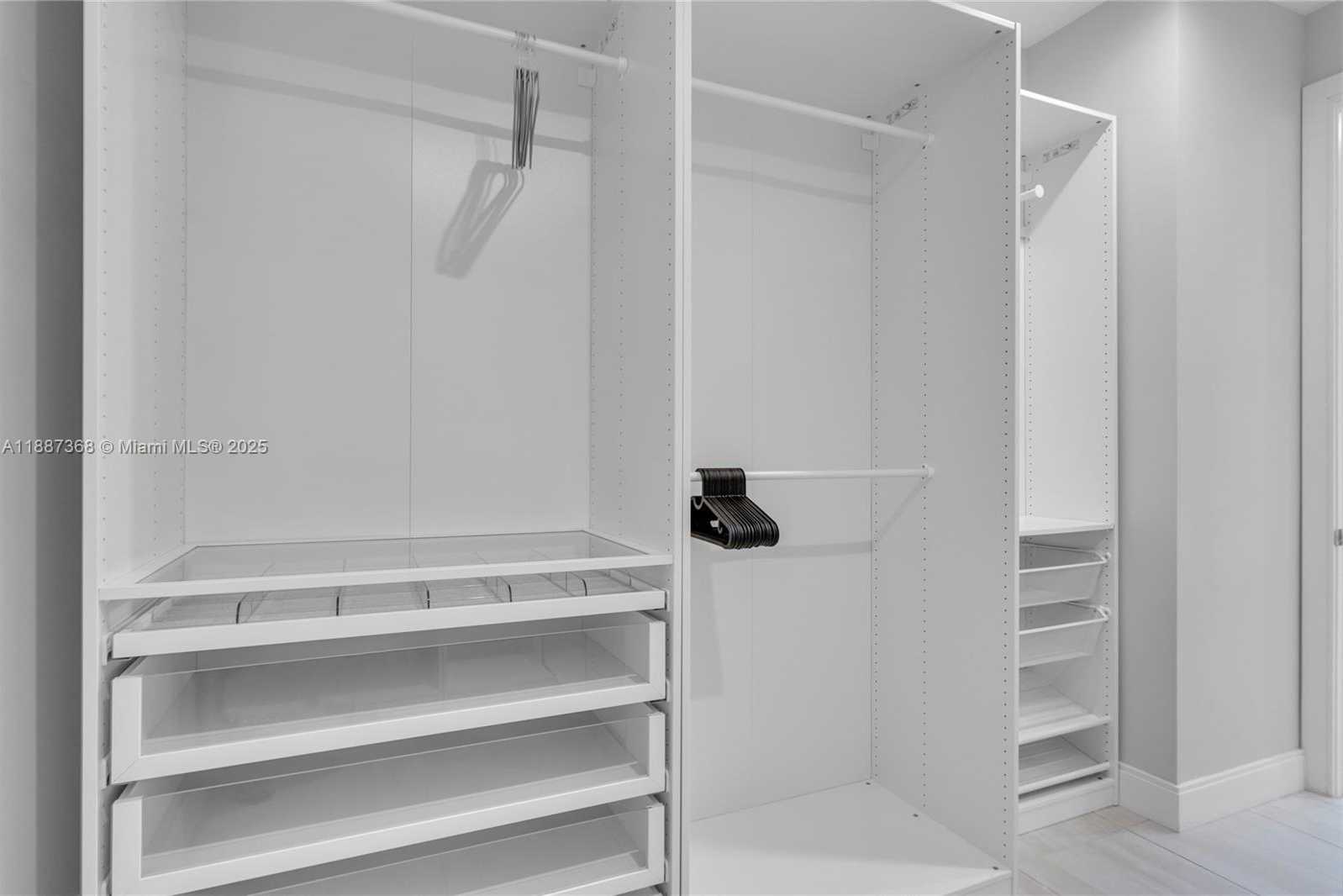 Small Image of 8217 NORTH WEST 46TH ST, Doral Number 20