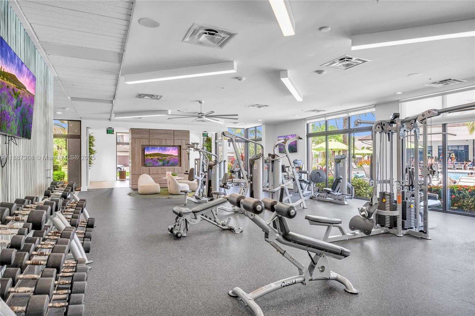 Small Image of 8217 NORTH WEST 46TH ST, Doral Number 39