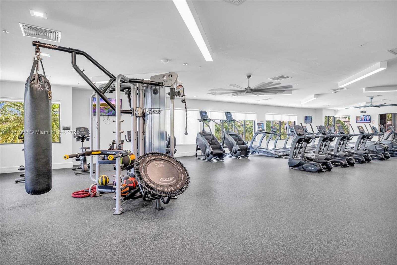Small Image of 8217 NORTH WEST 46TH ST, Doral Number 40