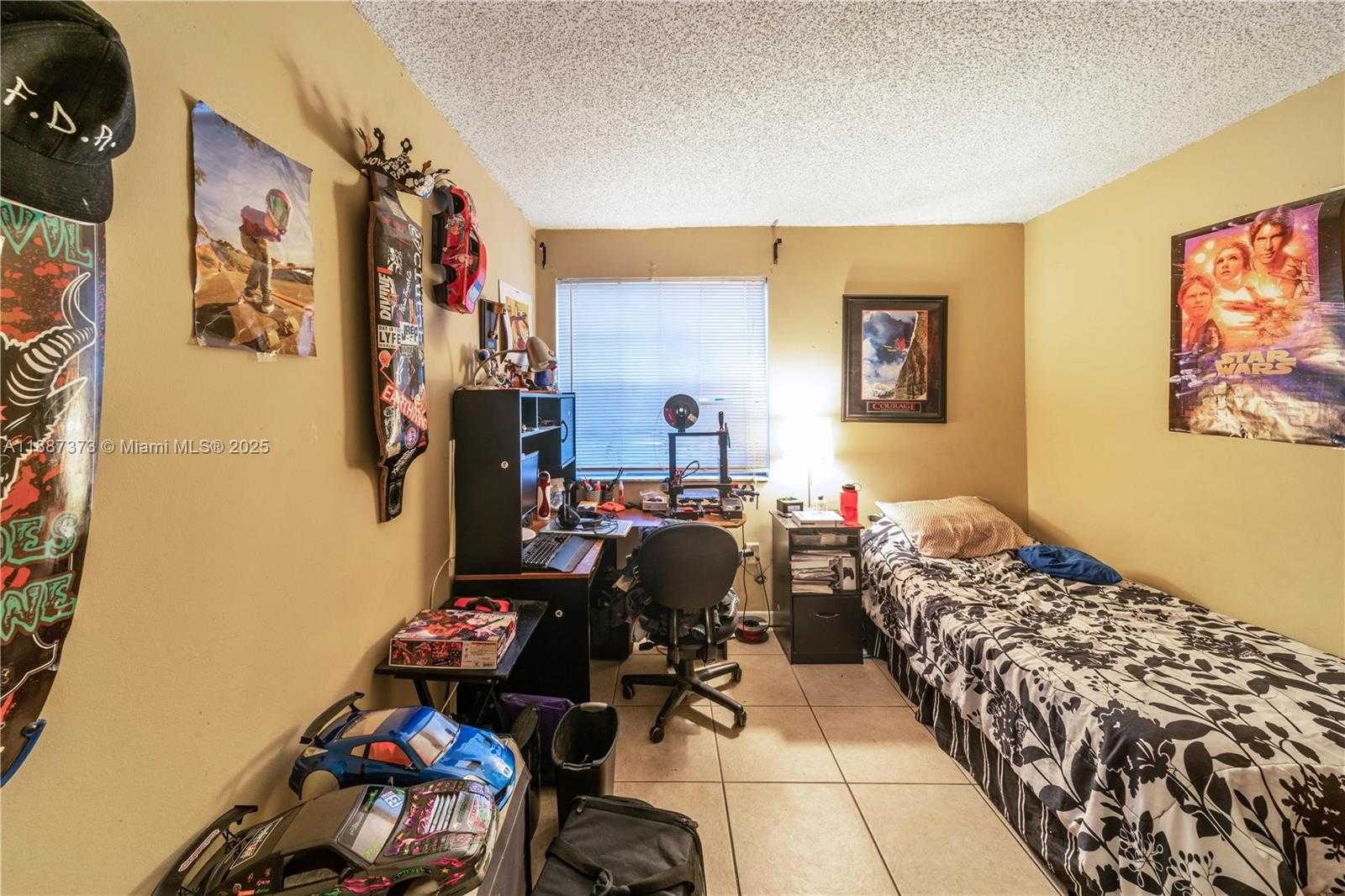 Small Image of 9705 FONTAINEBLEAU BLVD #B107, Miami Number 7