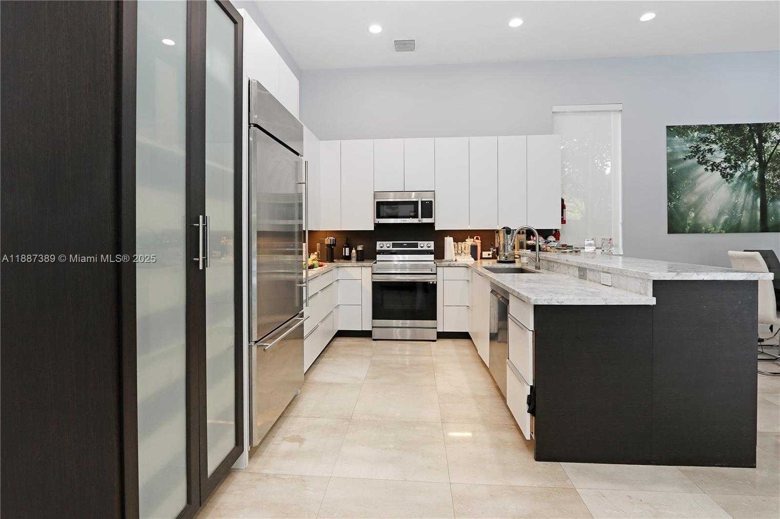 Small Image of 1230 SOUTH 13TH AVE #1230, Hollywood Number 11