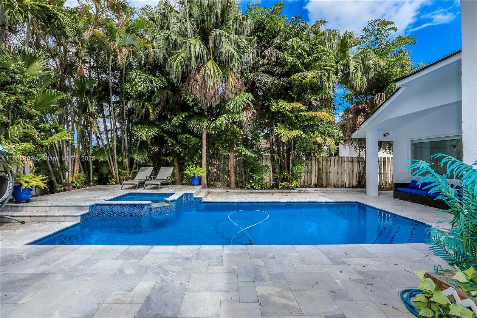 Small Image of 1230 SOUTH 13TH AVE #1230, Hollywood Number 2