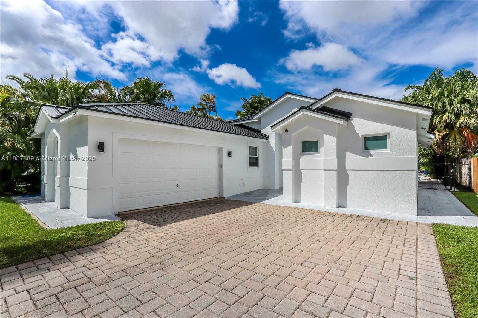 Small Image of 1230 SOUTH 13TH AVE #1230, Hollywood Number 29