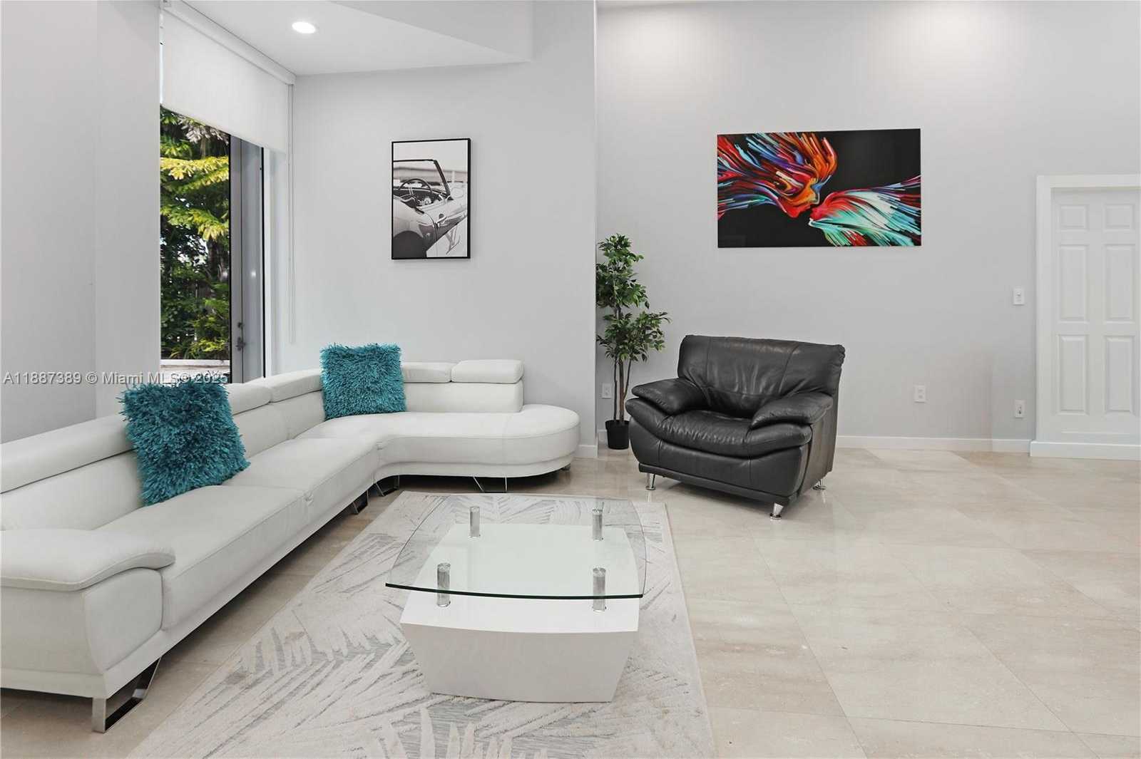 Small Image of 1230 SOUTH 13TH AVE #1230, Hollywood Number 8