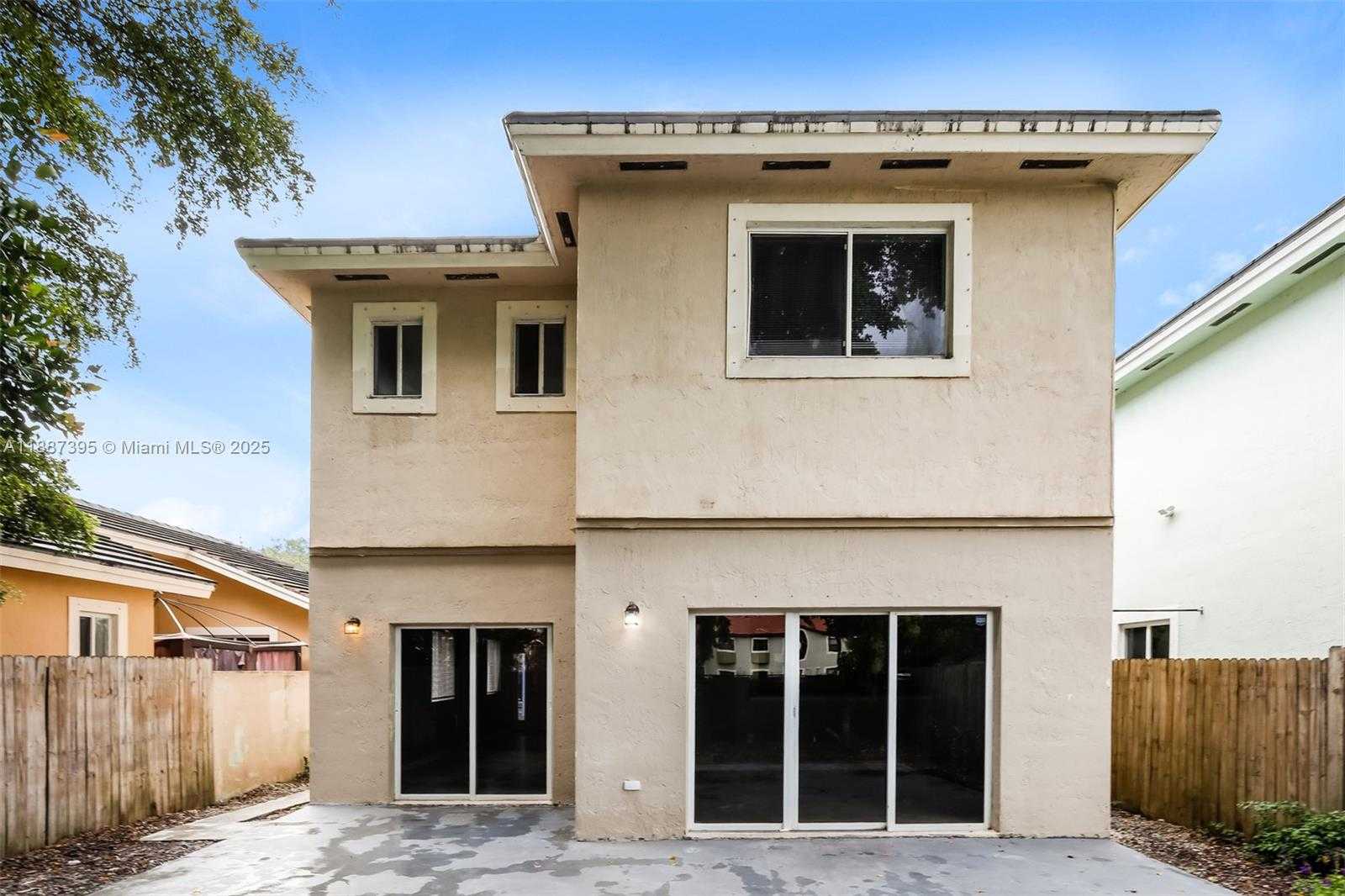 Small Image of 3347 NORTH EAST 4TH ST, Homestead Number 15