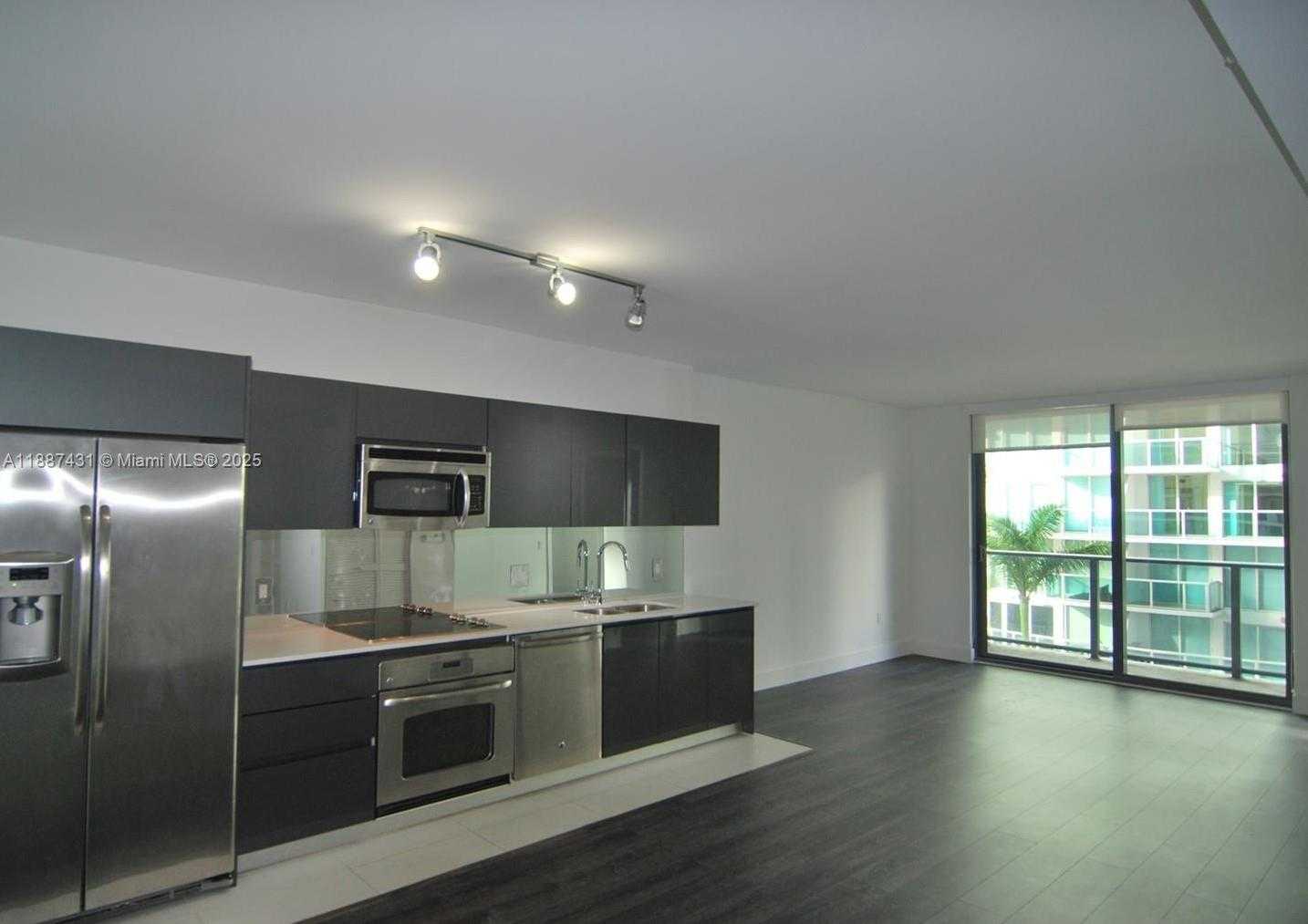 Small Image of 31 SOUTH EAST 6TH ST #606, Miami Number 1