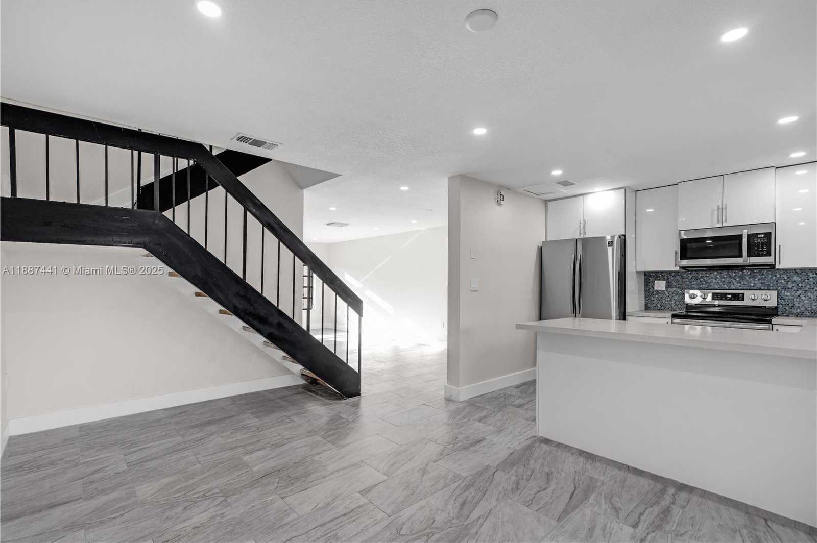 Small Image of 6023 SOUTH WEST 133RD CT, Miami Number 20