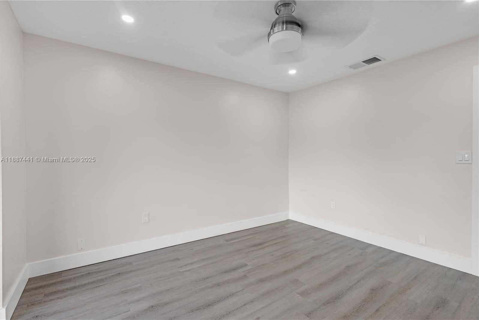 Small Image of 6023 SOUTH WEST 133RD CT, Miami Number 26
