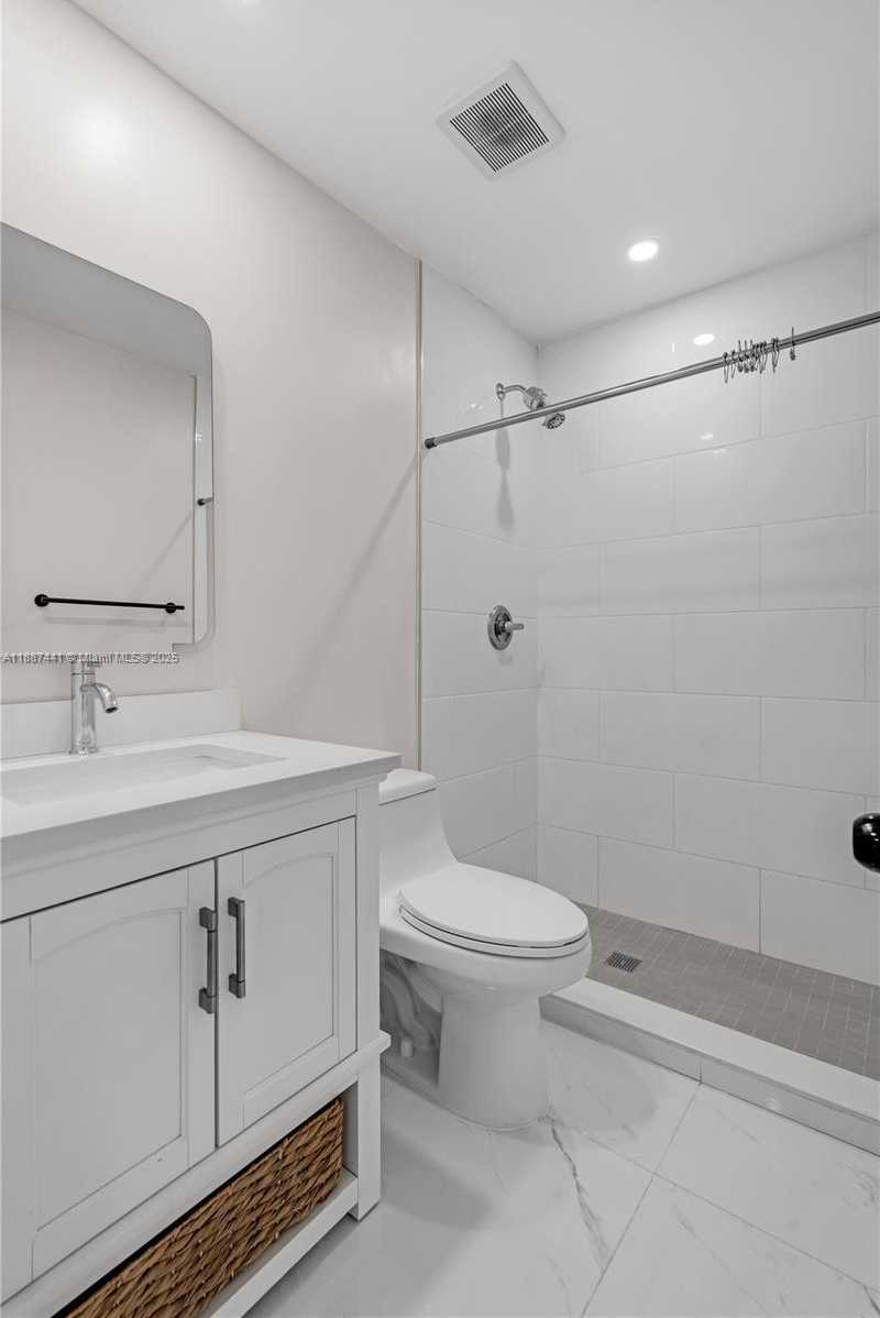 Small Image of 6023 SOUTH WEST 133RD CT, Miami Number 27