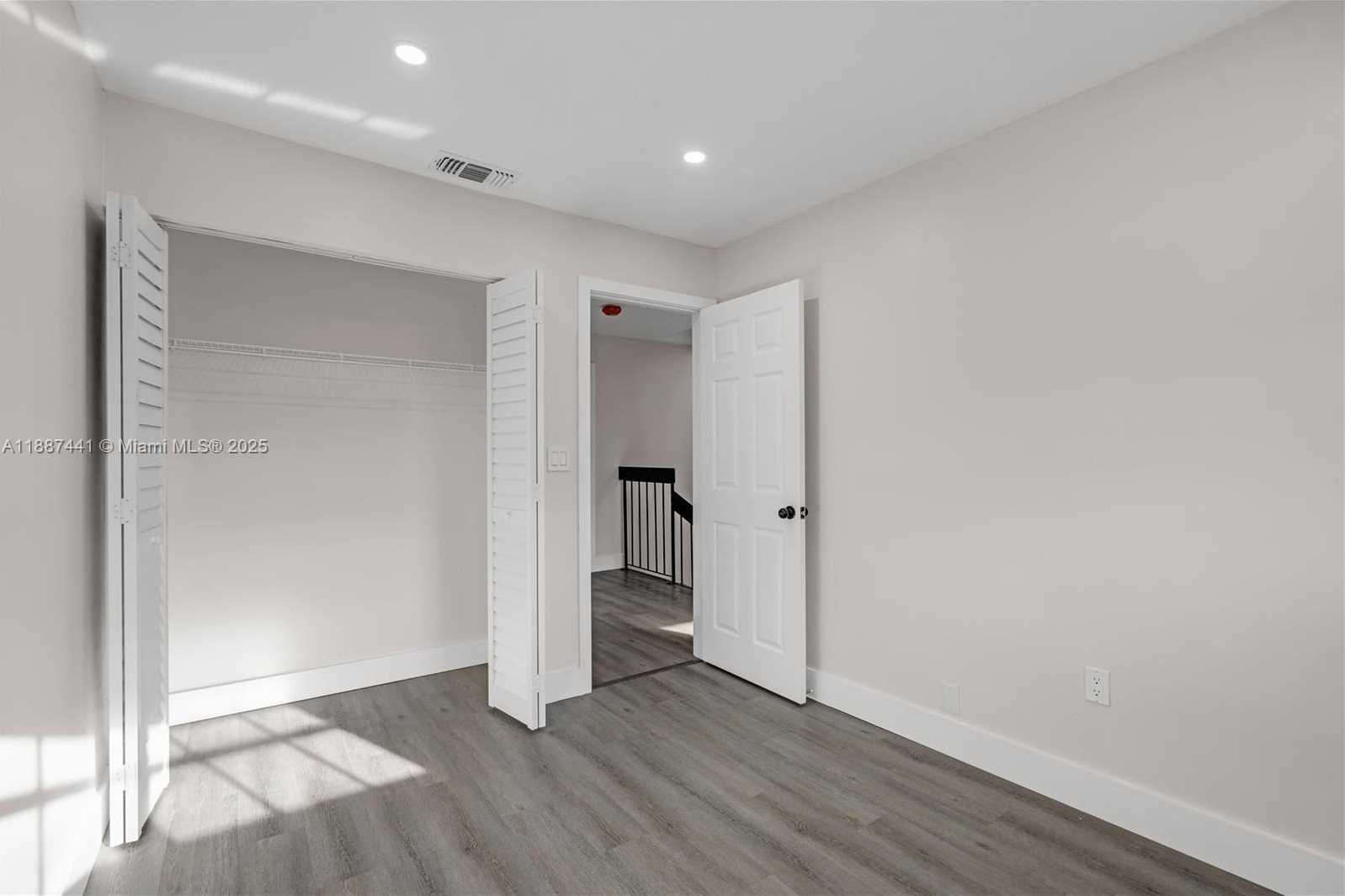 Small Image of 6023 SOUTH WEST 133RD CT, Miami Number 31