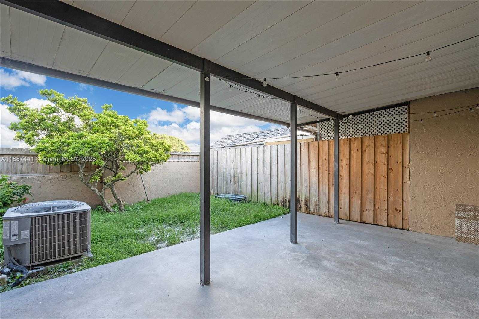 Small Image of 6023 SOUTH WEST 133RD CT, Miami Number 34