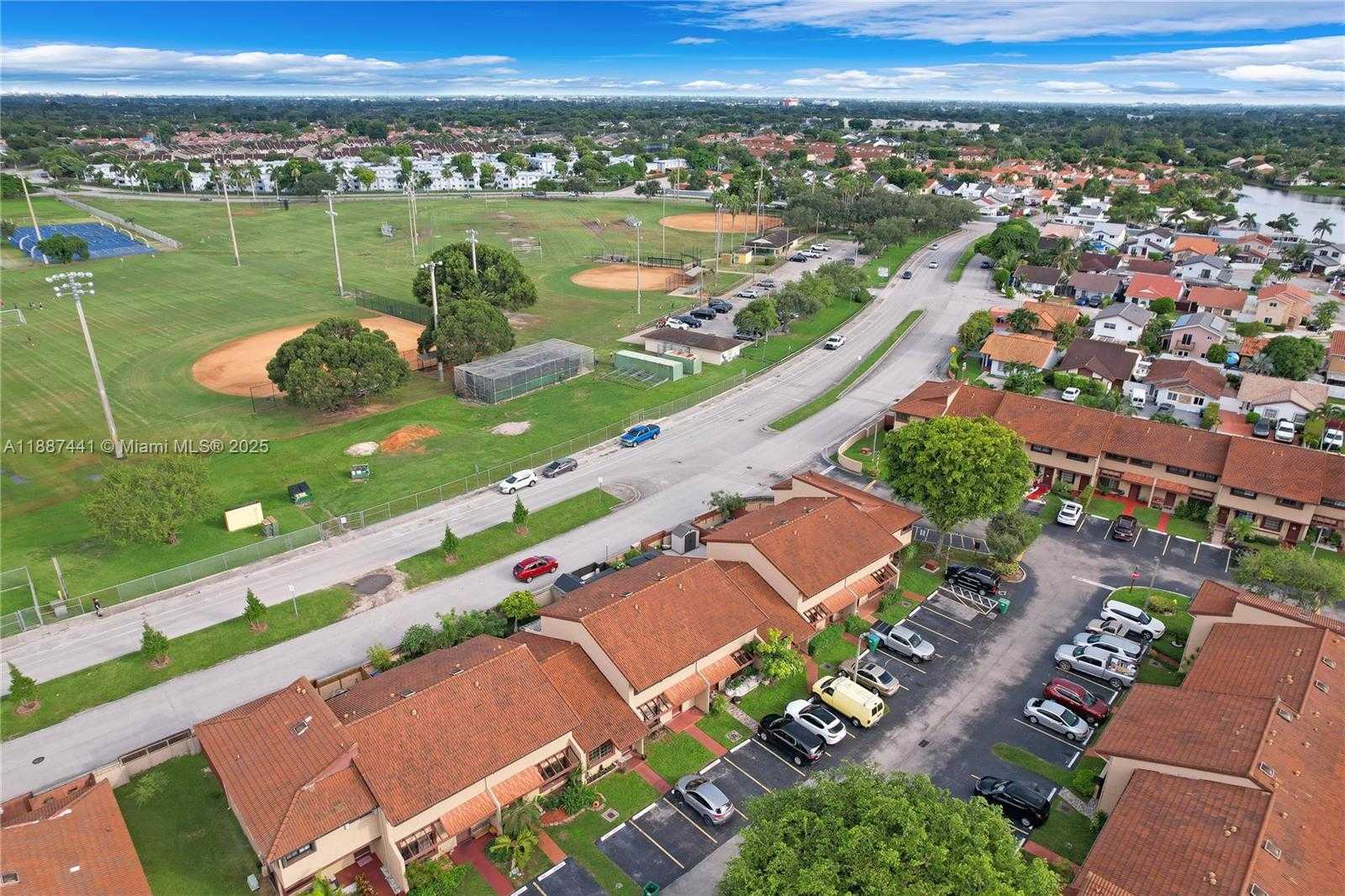 Small Image of 6023 SOUTH WEST 133RD CT, Miami Number 9