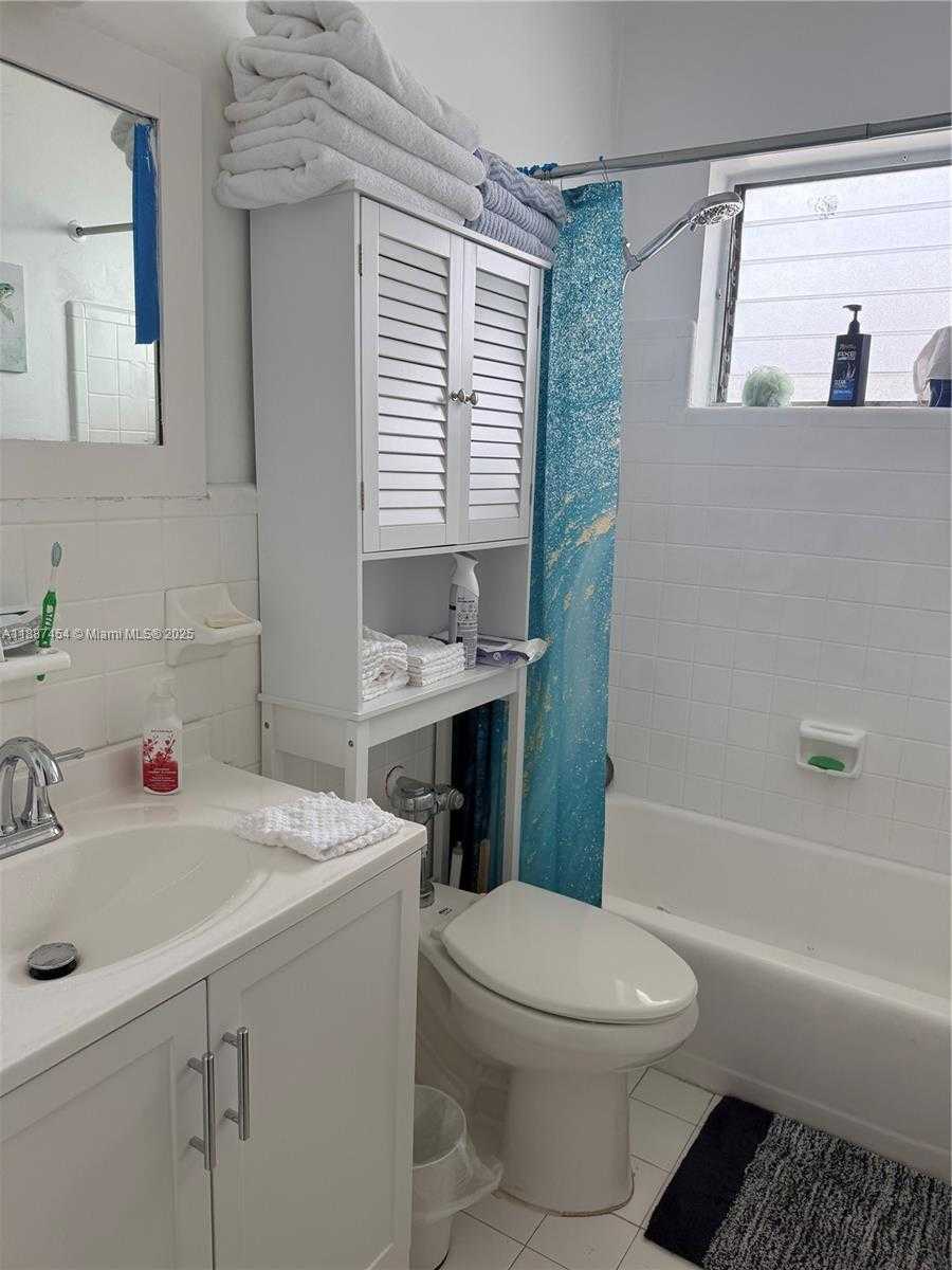 Small Image of 1060 PENNSYLVANIA AVE #18, Miami Beach Number 6