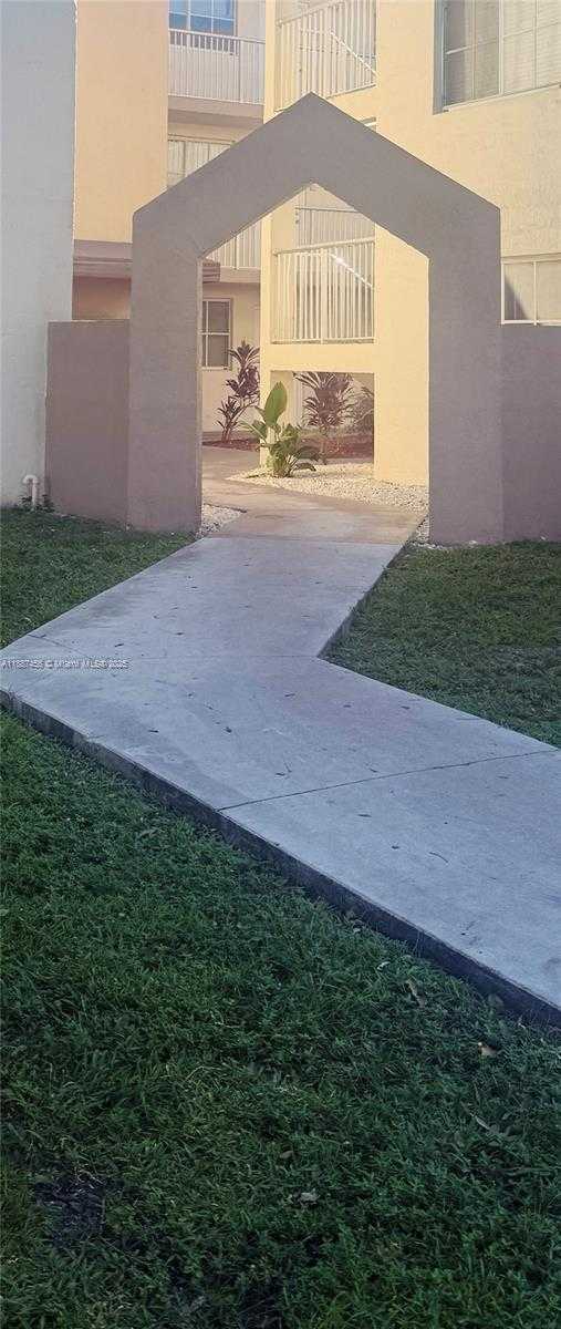 Small Image of 6065 NORTH WEST 186TH ST #202, Hialeah Number 2