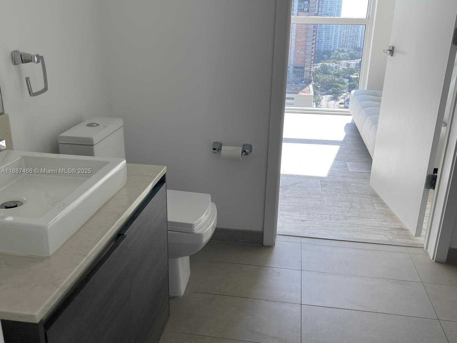 Small Image of 1080 BRICKELL AVE #2700, Miami Number 6