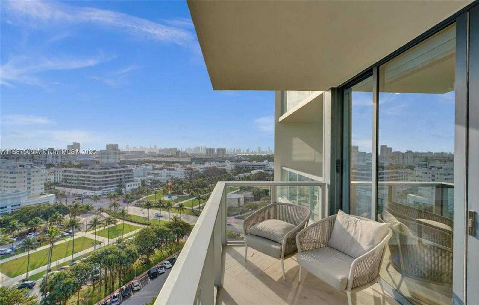 Small Image of 2201 COLLINS AVENUE #1214, Miami Beach Number 25