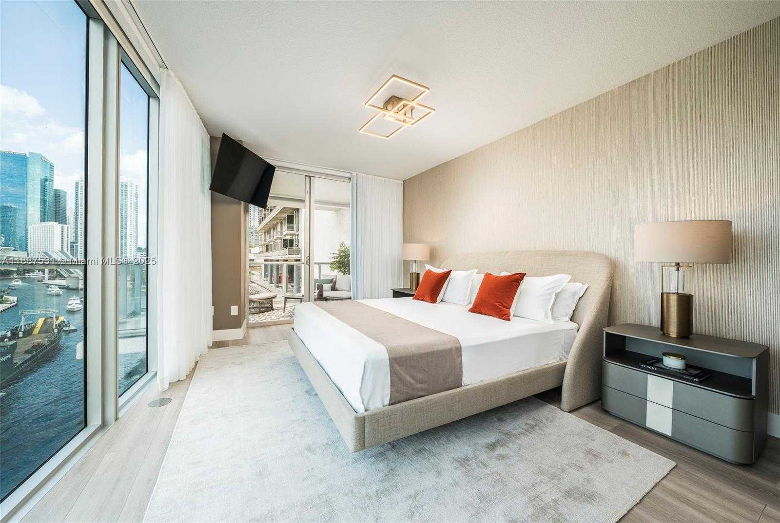 Small Image of 185 SOUTH WEST 7TH ST #803, Miami Number 12