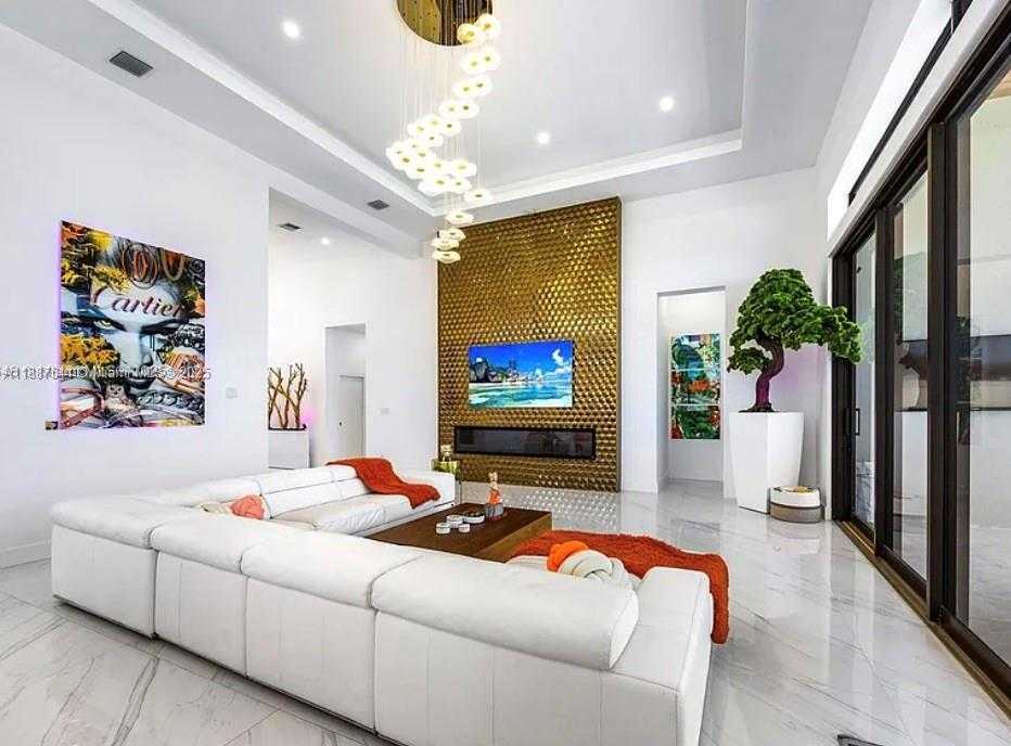 Small Image of 2225 NORTH EAST 19TH ST, Fort Lauderdale Number 12