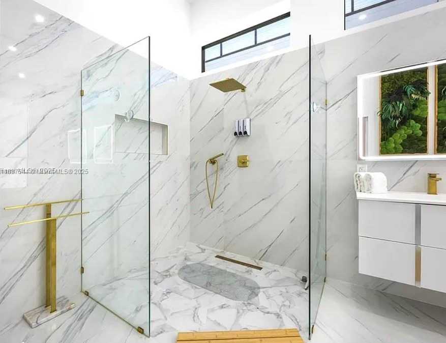 Small Image of 2225 NORTH EAST 19TH ST, Fort Lauderdale Number 26