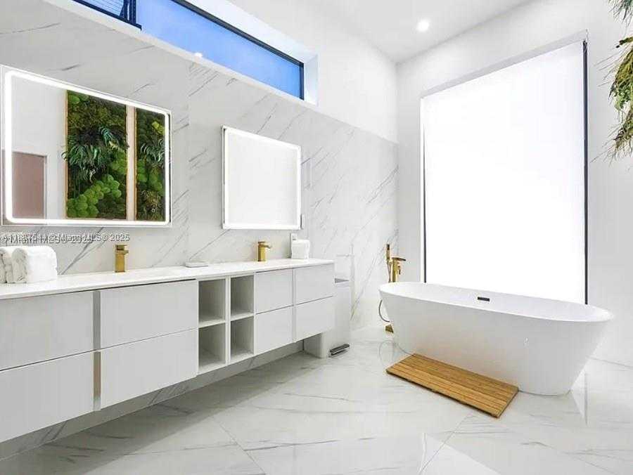 Small Image of 2225 NORTH EAST 19TH ST, Fort Lauderdale Number 27