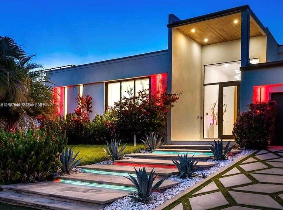 Small Image of 2225 NORTH EAST 19TH ST, Fort Lauderdale Number 60