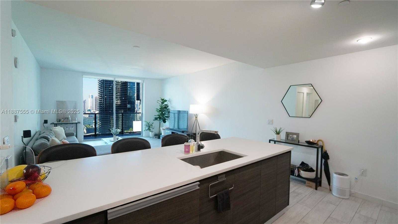 Small Image of 1100 SOUTH MIAMI AVE #2909, Miami Number 7