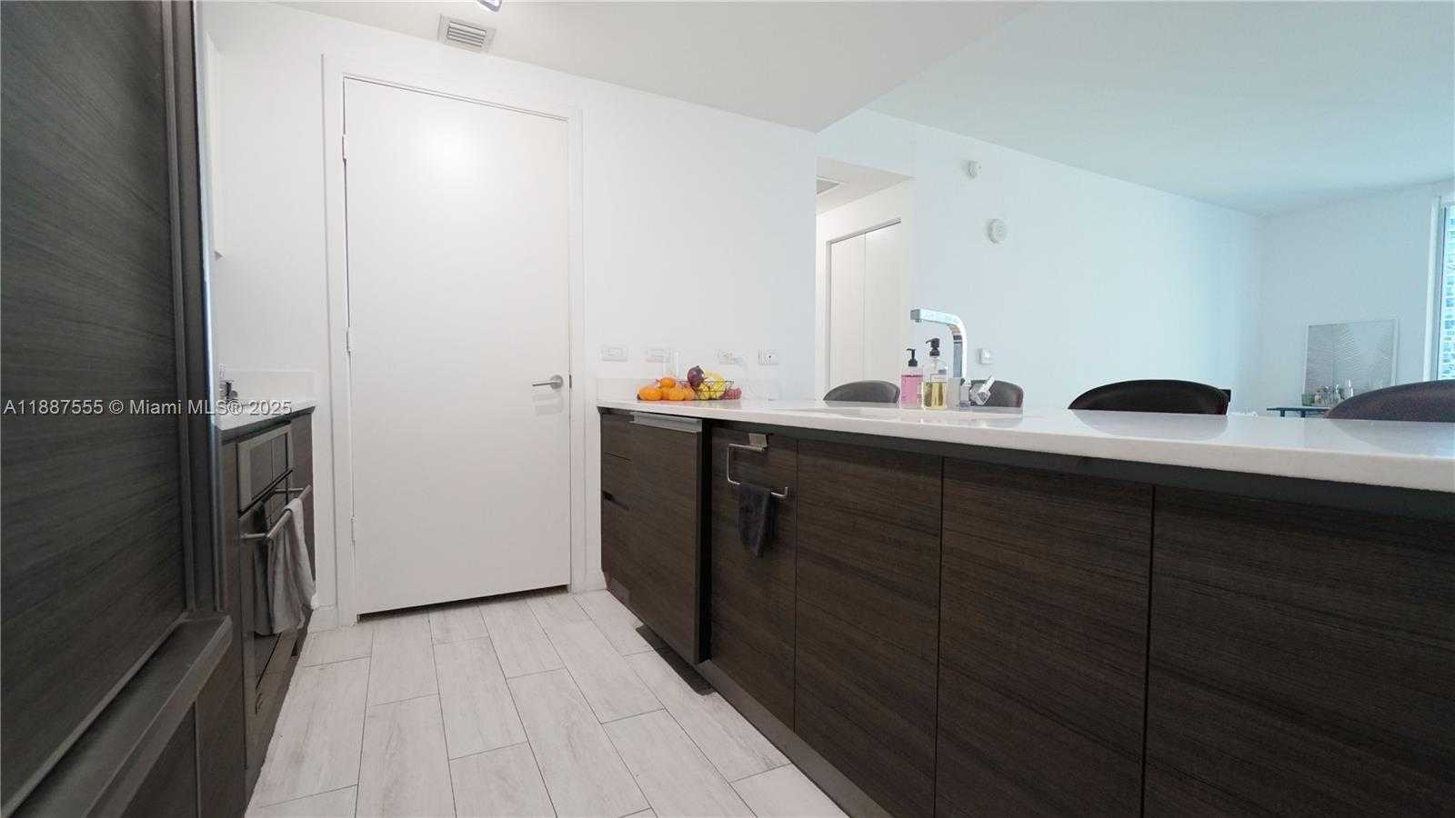 Small Image of 1100 SOUTH MIAMI AVE #2909, Miami Number 9