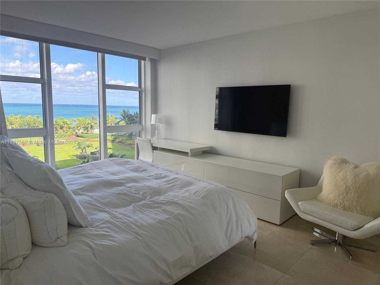 Small Image of 10275 COLLINS AVE #533, Bal Harbour Number 14