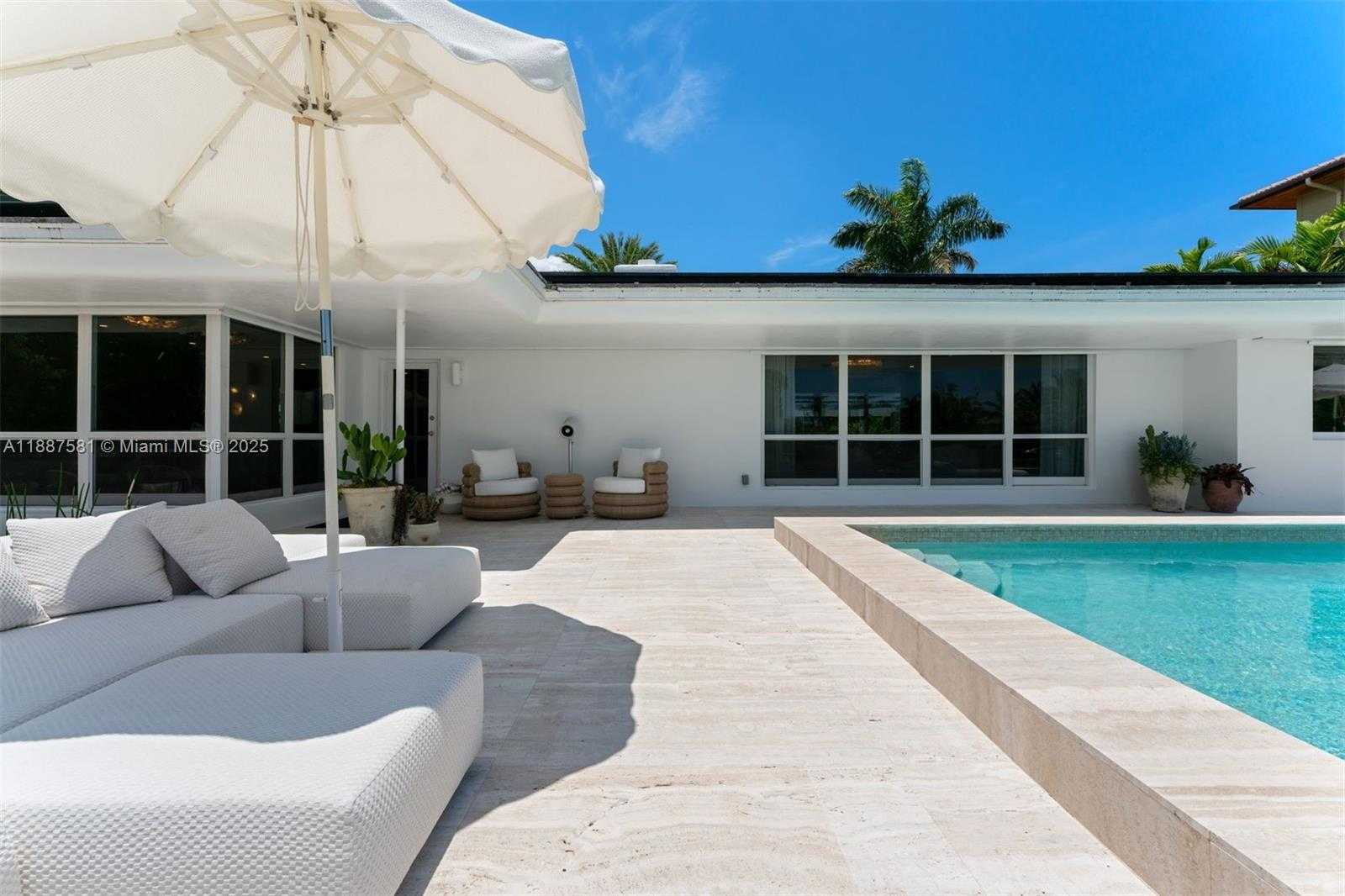 Small Image of 1250 NORTH EAST 87TH ST, Miami Number 28