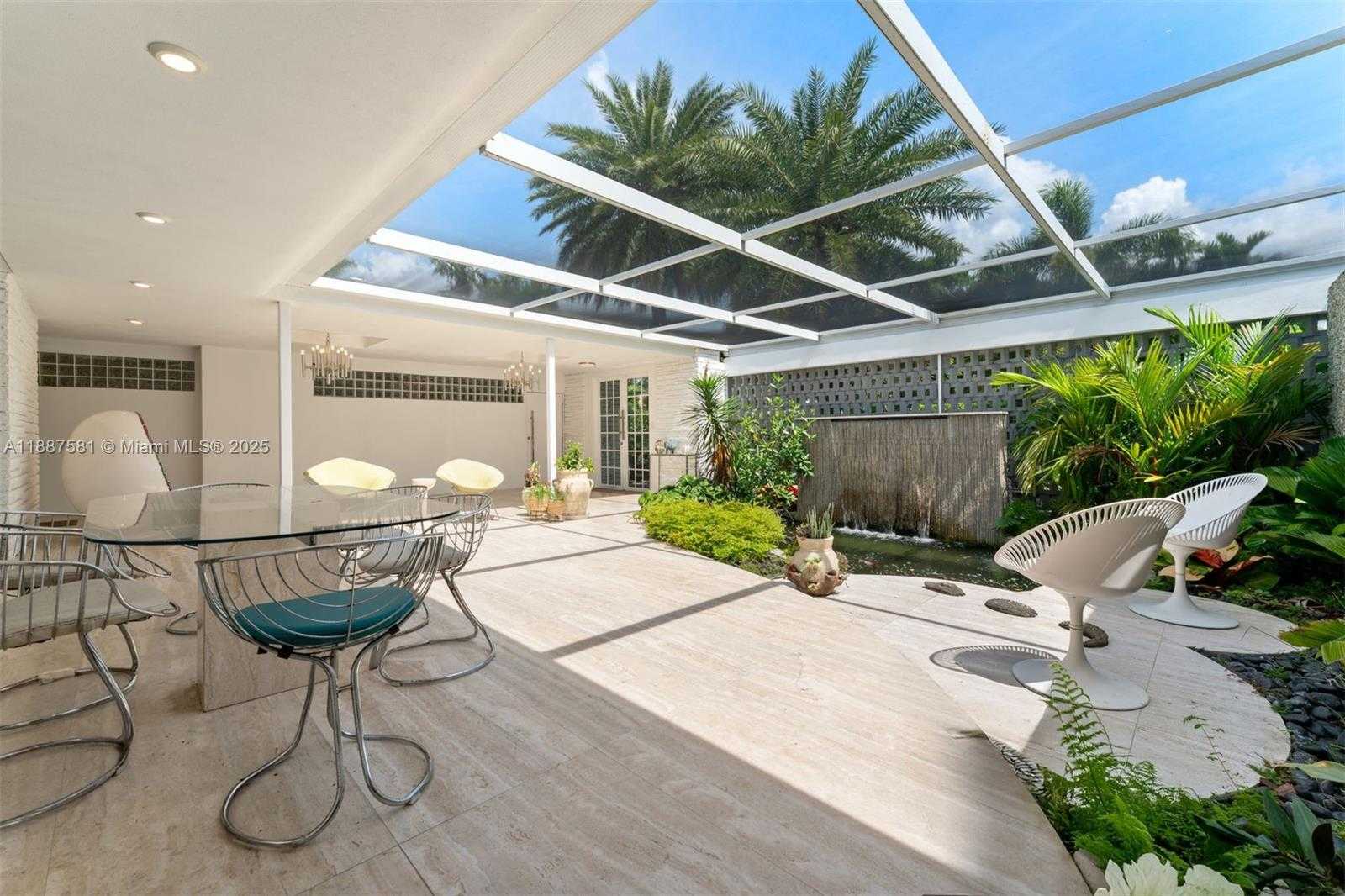 Small Image of 1250 NORTH EAST 87TH ST, Miami Number 5