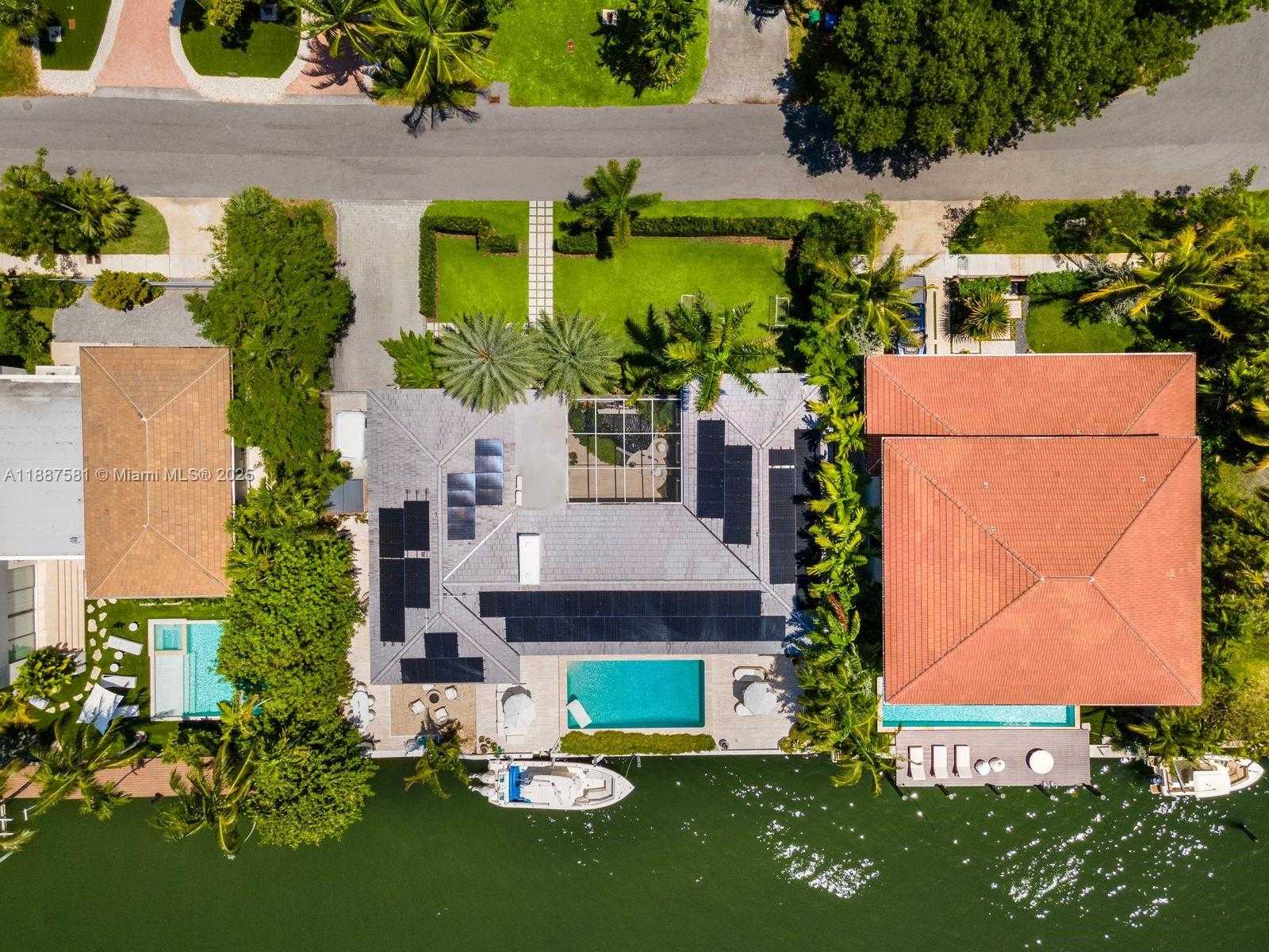 Small Image of 1250 NORTH EAST 87TH ST, Miami Number 50