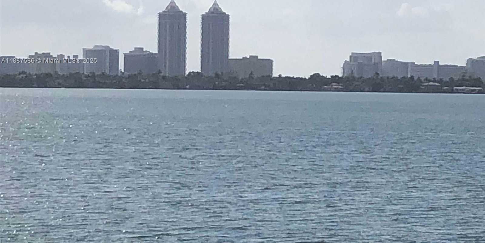 Small Image of 1820 SOUTH TREASURE DR #302B, North Bay Village Number 2
