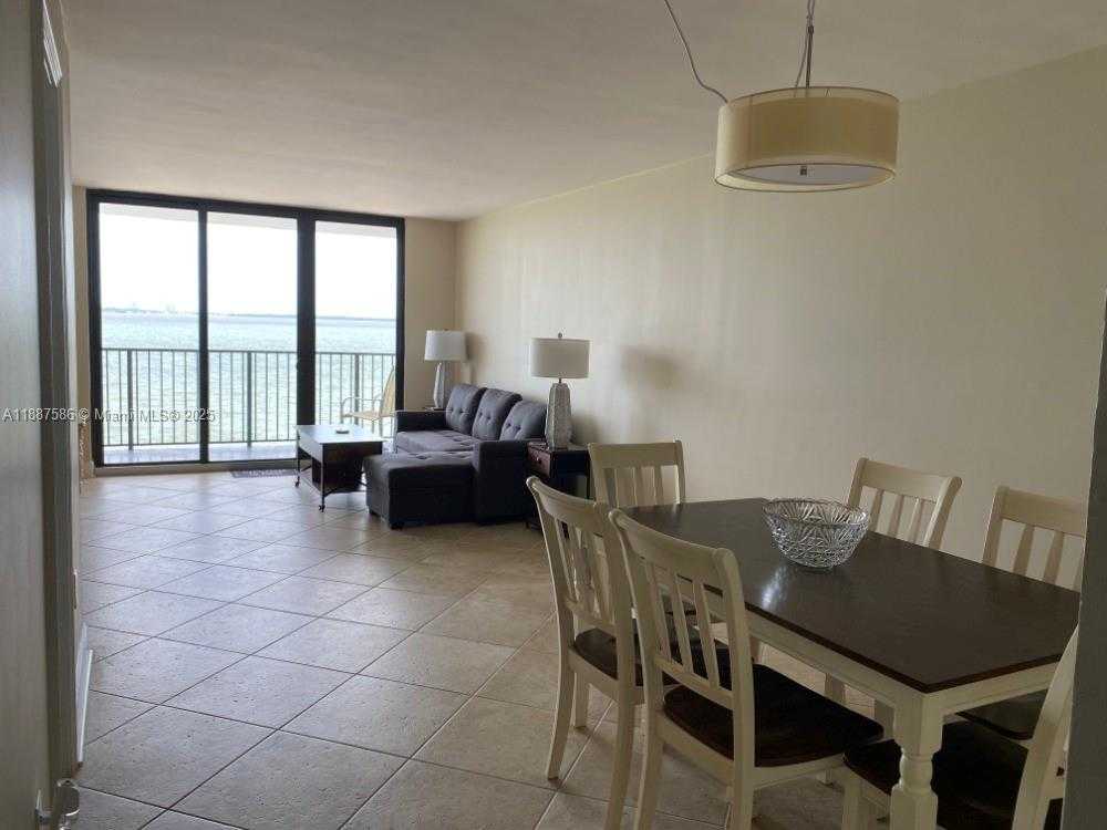 Small Image of 1820 SOUTH TREASURE DR #302B, North Bay Village Number 4