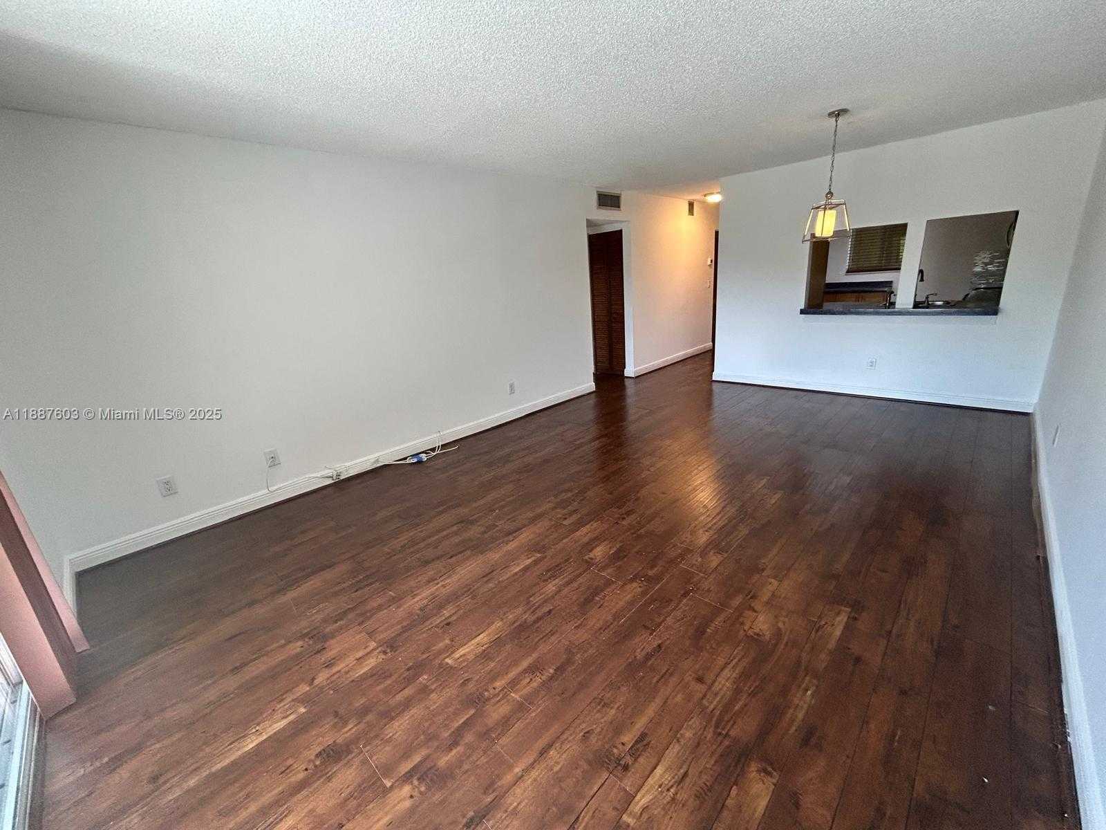 Small Image of 7850 CAMINO REAL #O-318, Miami Number 16