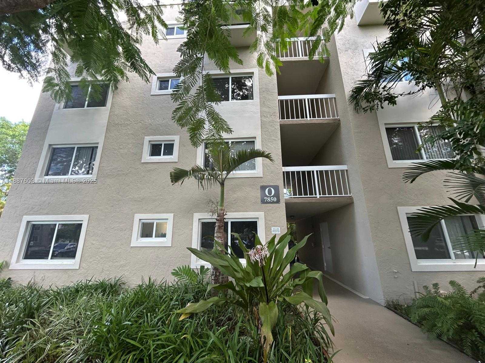 Small Image of 7850 CAMINO REAL #O-318, Miami Number 5