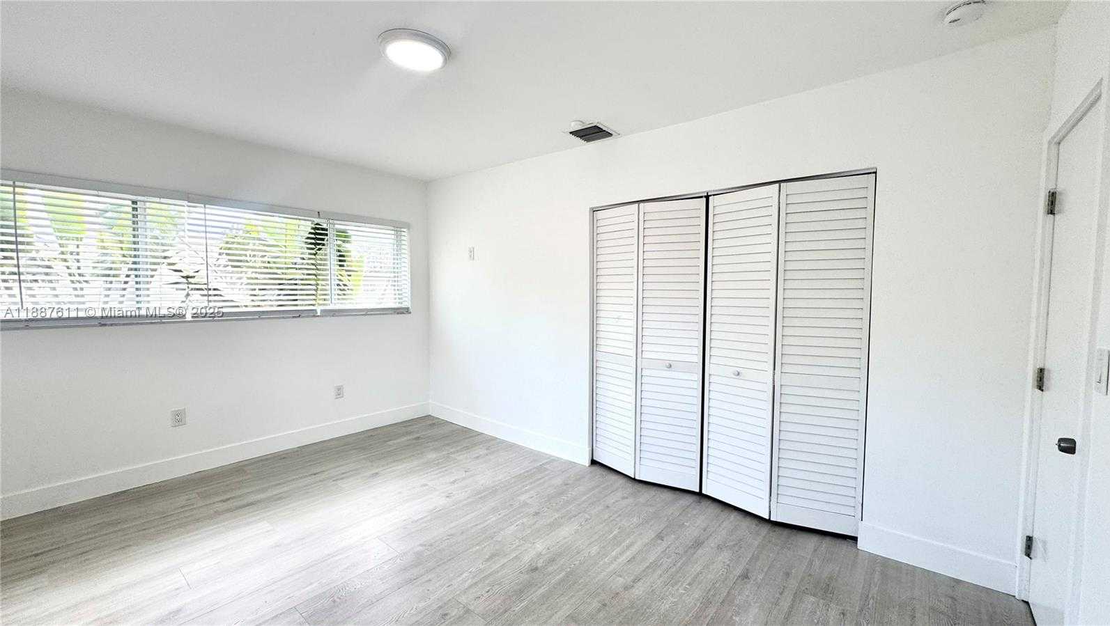 Small Image of 660 LENOX AVE #4, Miami Beach Number 9