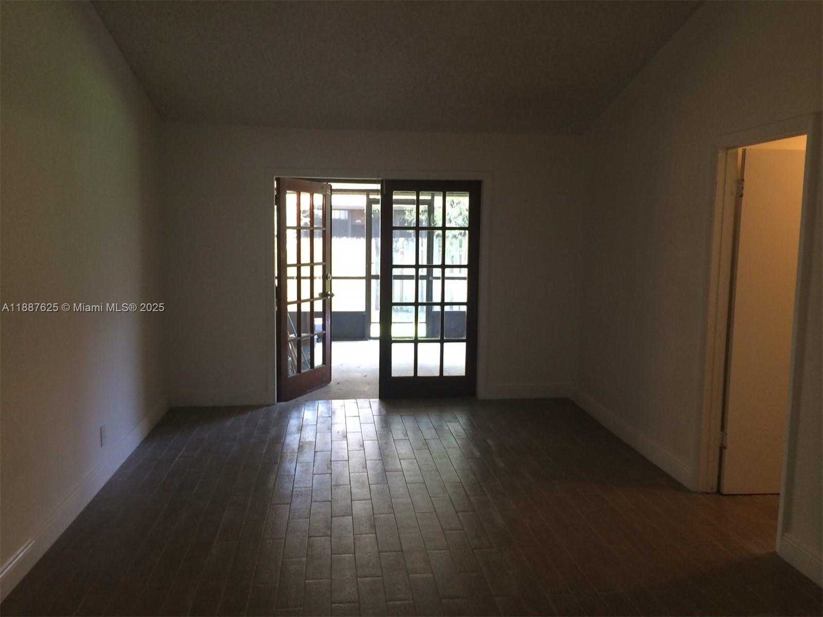 Small Image of 11153 NORTH WEST 37TH ST, Sunrise Number 11