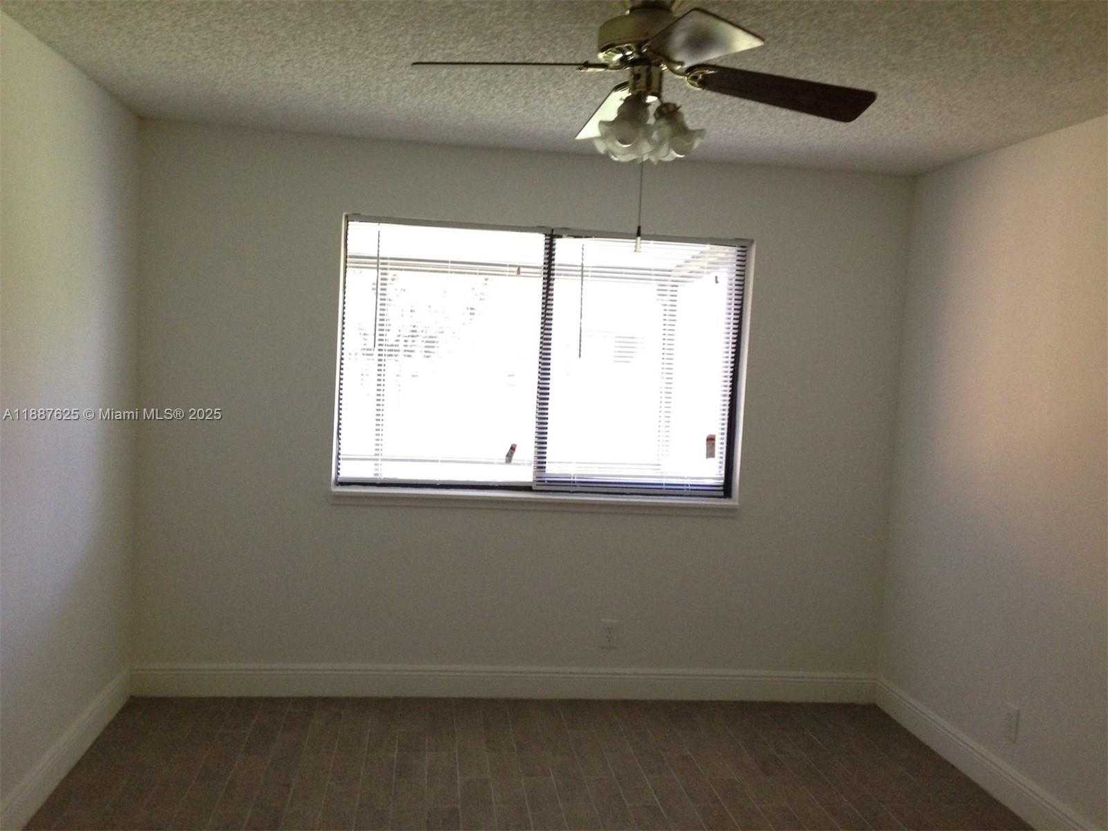 Small Image of 11153 NORTH WEST 37TH ST, Sunrise Number 13