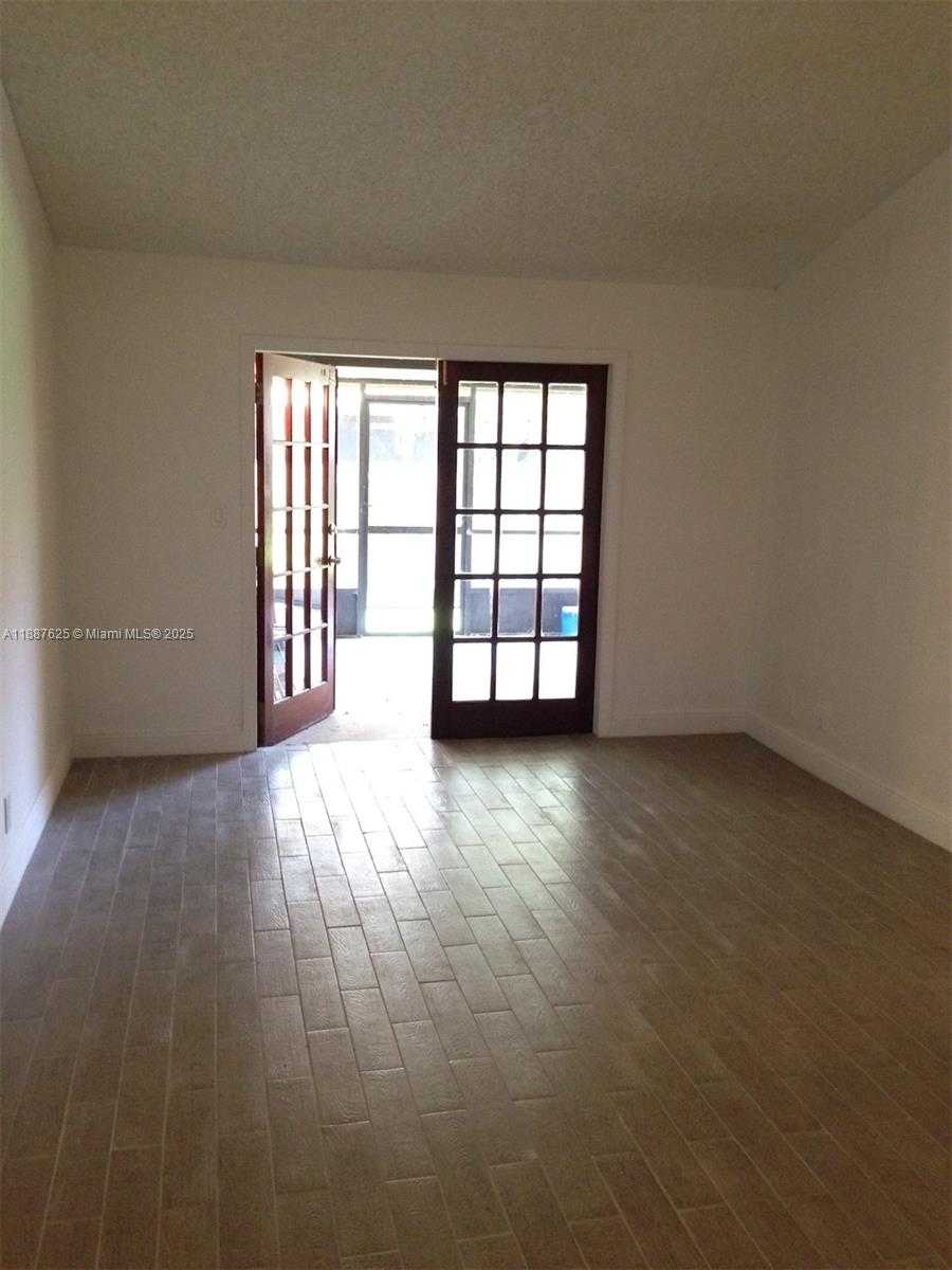 Small Image of 11153 NORTH WEST 37TH ST, Sunrise Number 6