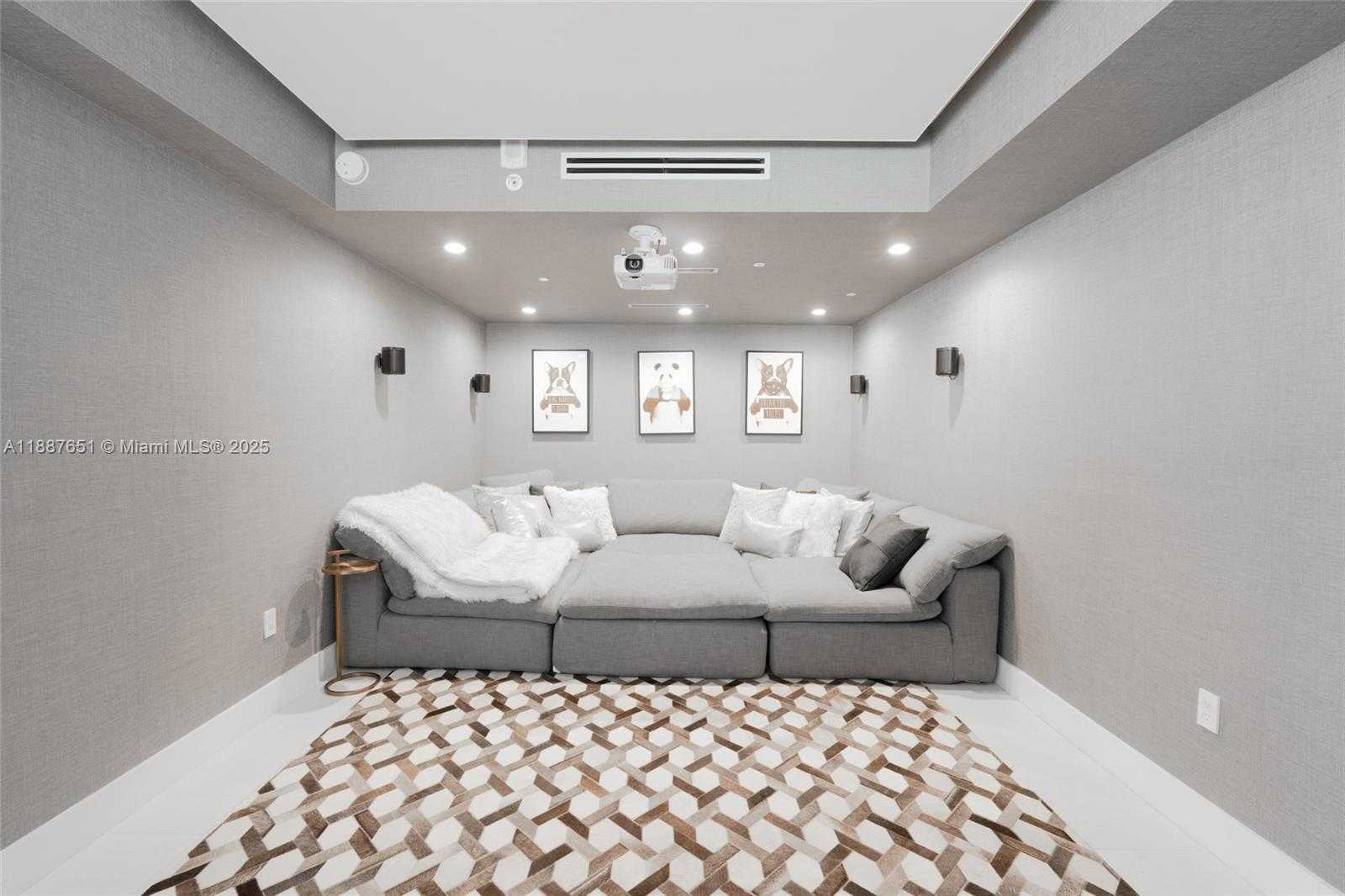 Small Image of 488 NORTH EAST 18TH ST #2612/2615, Miami Number 12