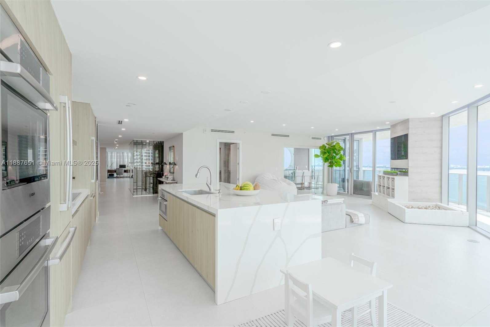 Small Image of 488 NORTH EAST 18TH ST #2612/2615, Miami Number 5