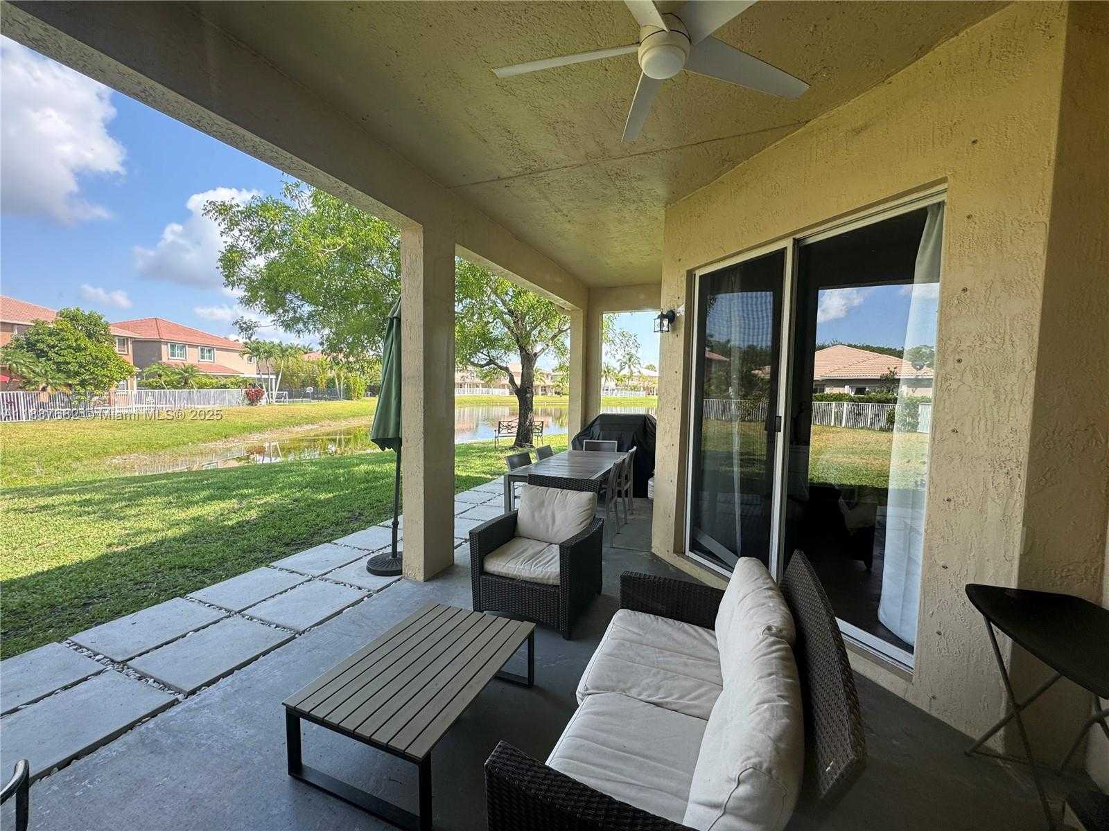 Small Image of 4337 LAUREL PL, Weston Number 19