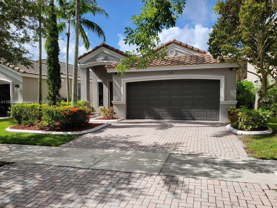 Small Image of 4337 LAUREL PL, Weston Number 24
