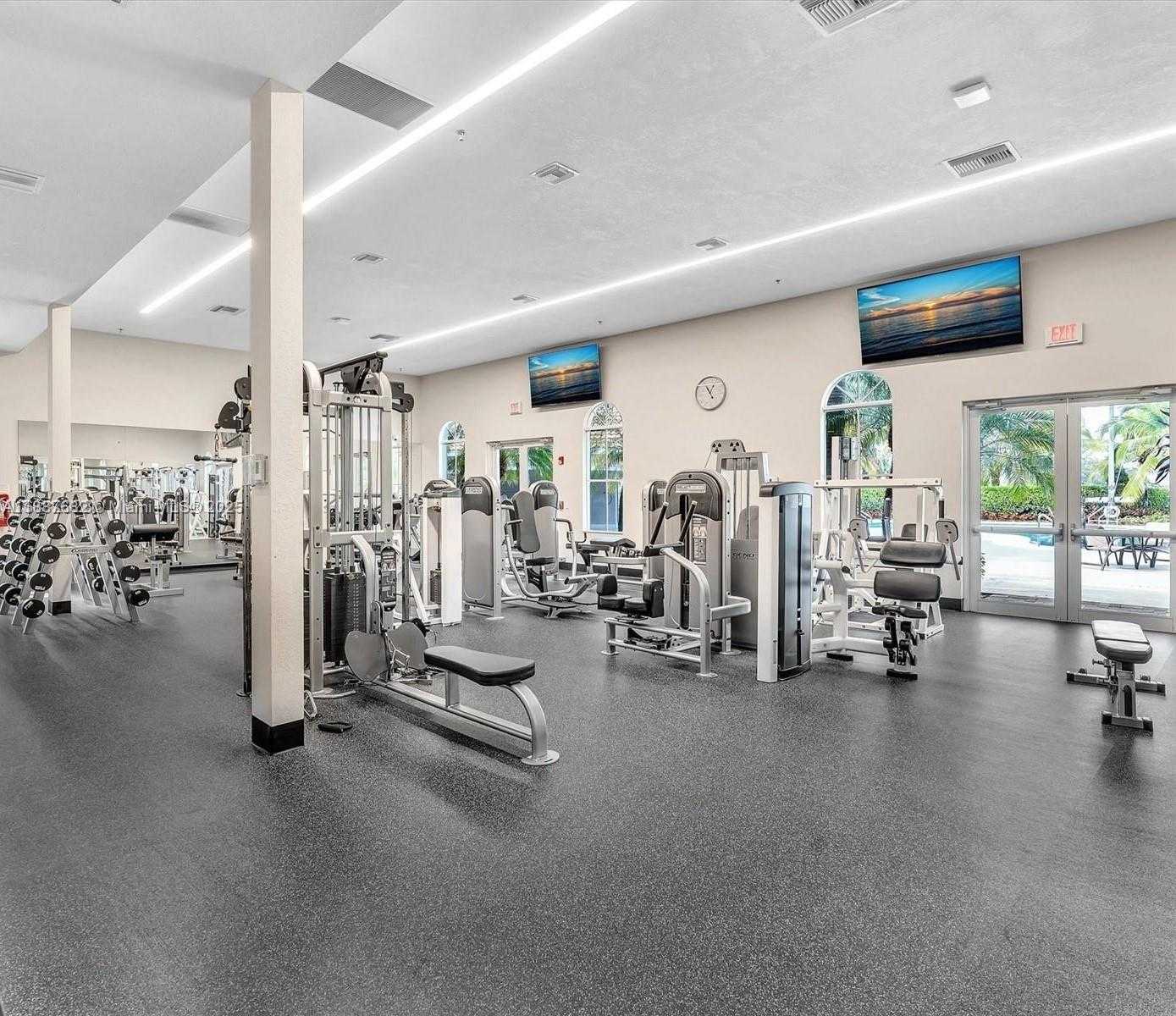 Small Image of 4337 LAUREL PL, Weston Number 31